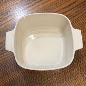 Corning ware 1 1/2 liter casserole dish